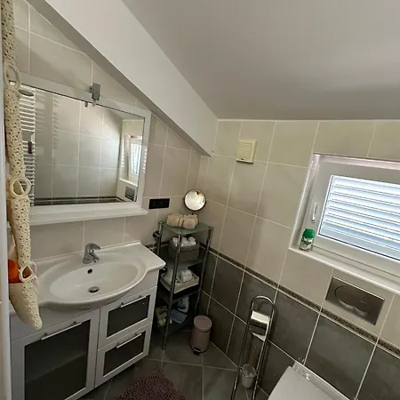 别墅 Yellow 乌格连